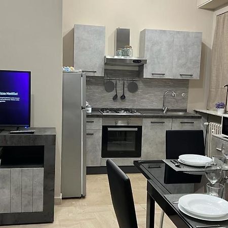 شقة Casa Di Paola 2 آستي المظهر الخارجي الصورة