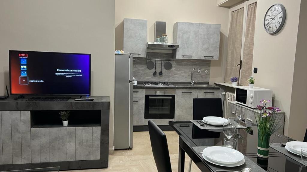 شقة Casa Di Paola 2 آستي المظهر الخارجي الصورة
